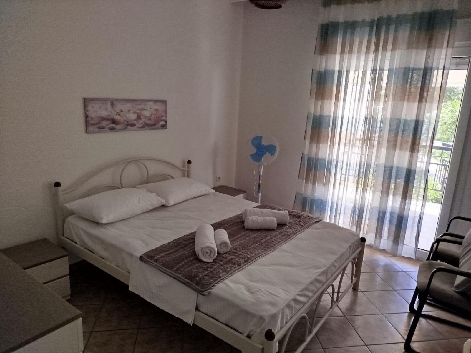 Iraklitsa Bay Apartment Nea Iraklitsa Kültér fotó